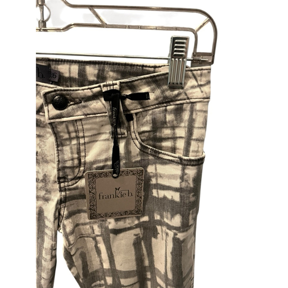 Franky B NWT Gray White Skinny Jeans Stretch Size 26 Leggings Jeggings Casual - Picture 2 of 7